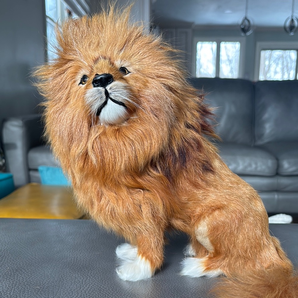 Brown and White Lion Toy with Fluffy Mane and Charming Face